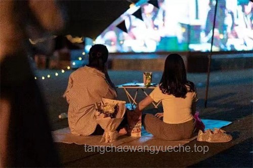 抖音仲夏毕业歌会：青春记忆的视听盛宴